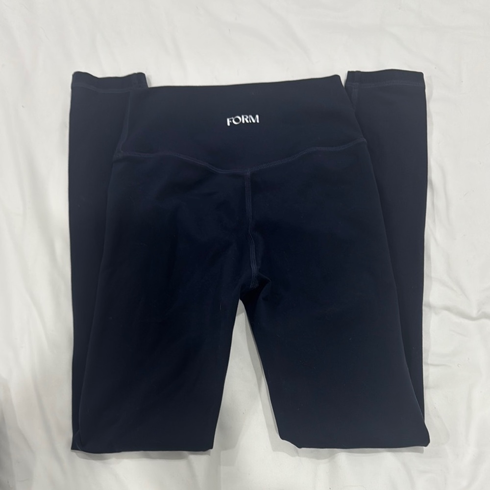 Form by Sami Clarke workout leggings in navy